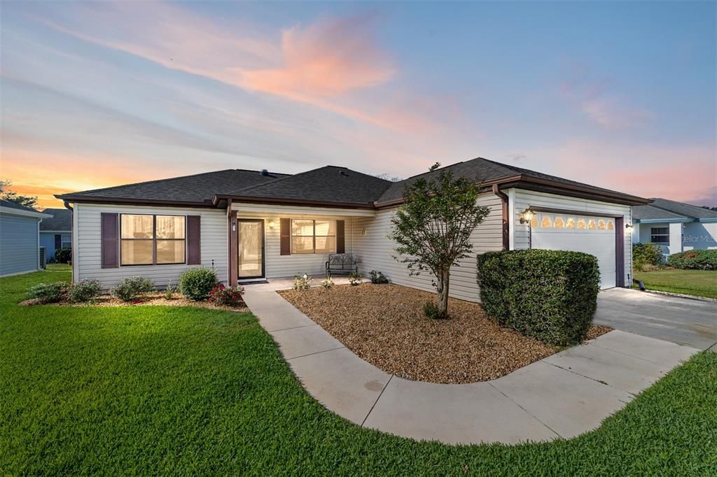 Недавно продано: $270,000 (2 спален, 2 ванн, 1248 Квадратных фут)