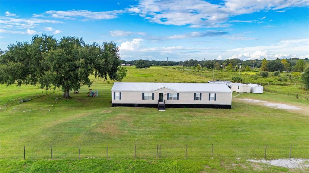 For Sale: $425,000 (4 beds, 2 baths, 2432 Square Feet)