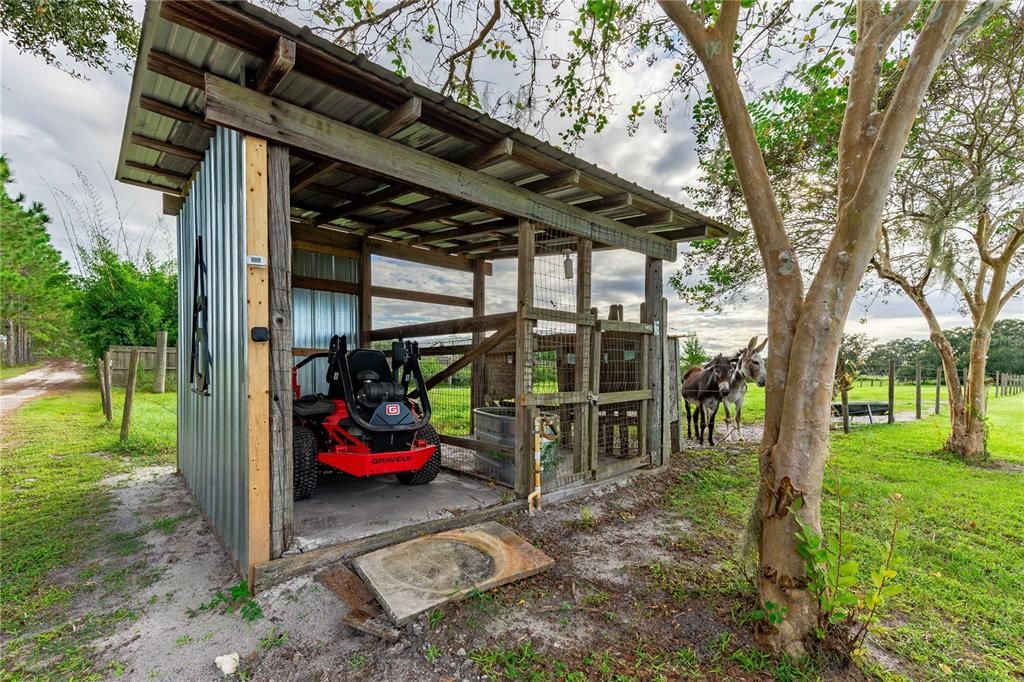 For Sale: $425,000 (4 beds, 2 baths, 2432 Square Feet)