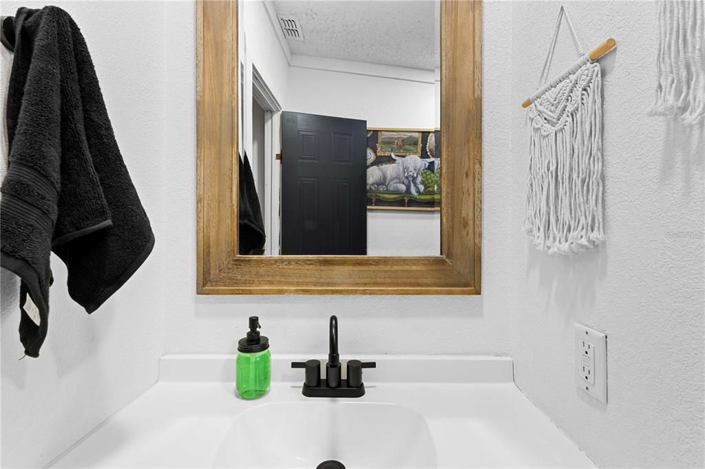 For Sale: $425,000 (4 beds, 2 baths, 2432 Square Feet)