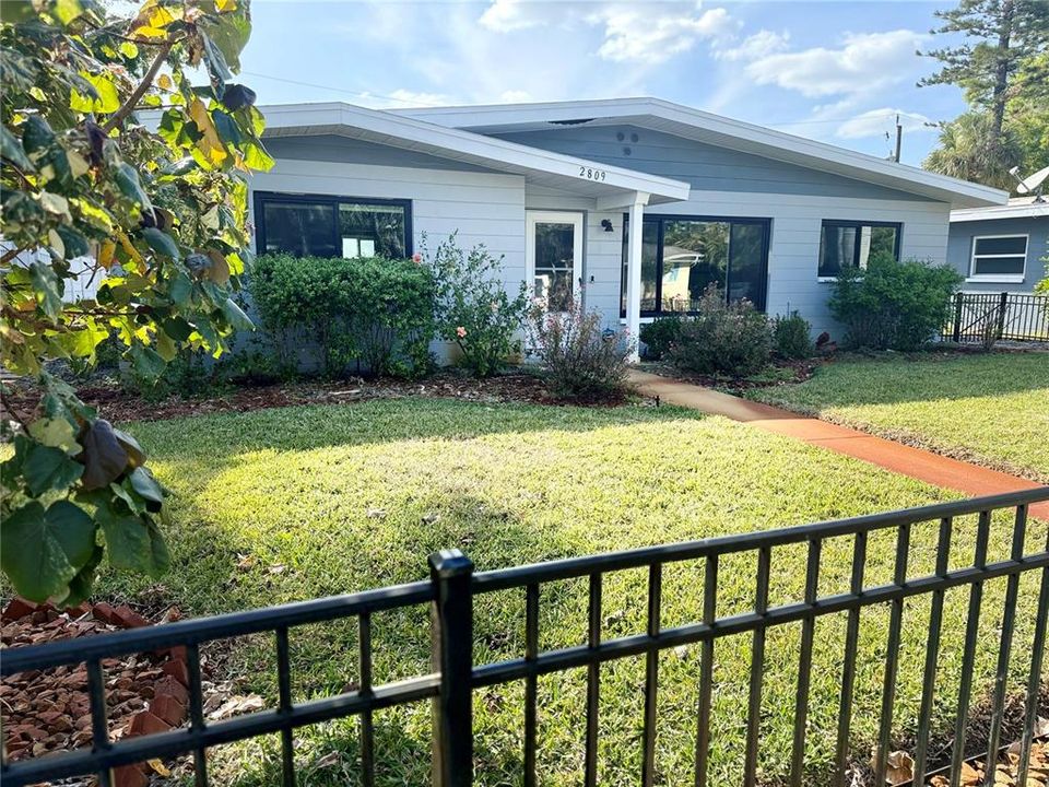 Vendido Recientemente: $300,000 (2 camas, 1 baños, 1096 Pies cuadrados)