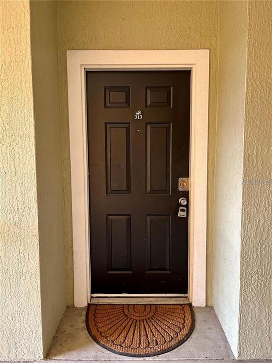 Recently Rented: $1,400 (1 beds, 1 baths, 945 Square Feet)