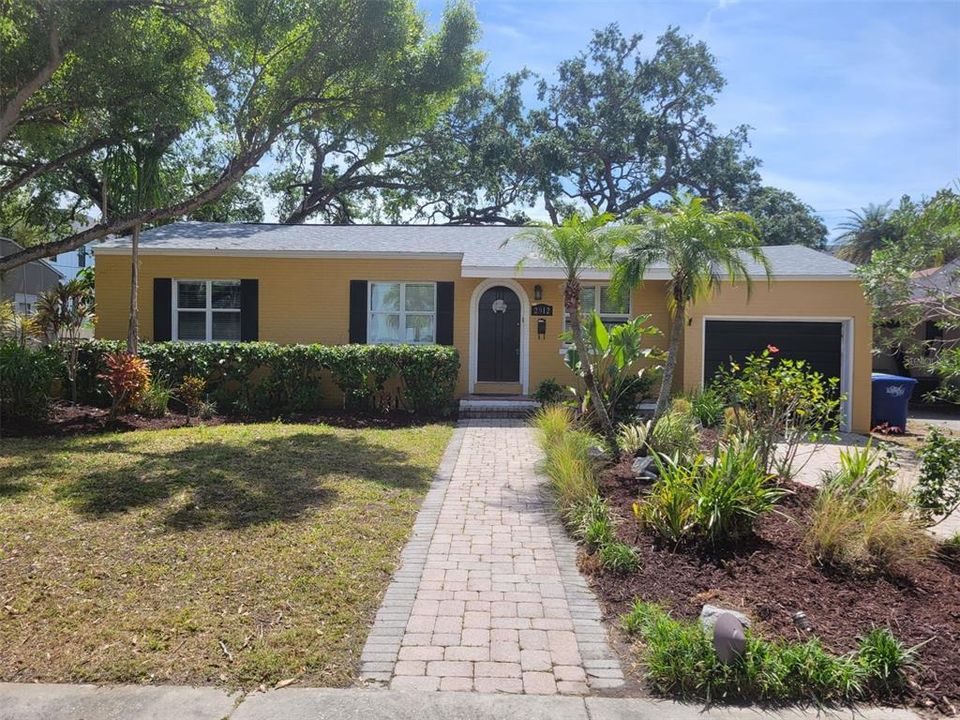 最近租的: $3,000 (2 贝兹, 2 浴室, 1428 平方英尺)