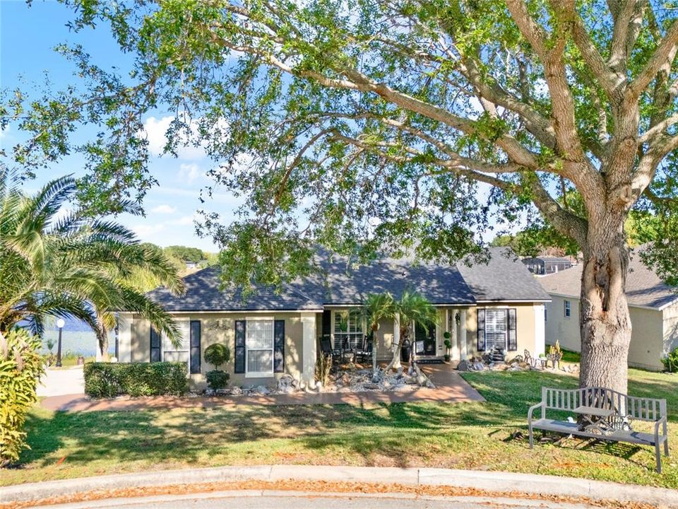 For Sale: $595,900 (4 beds, 2 baths, 2122 Square Feet)