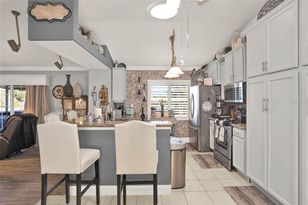 For Sale: $595,900 (4 beds, 2 baths, 2122 Square Feet)