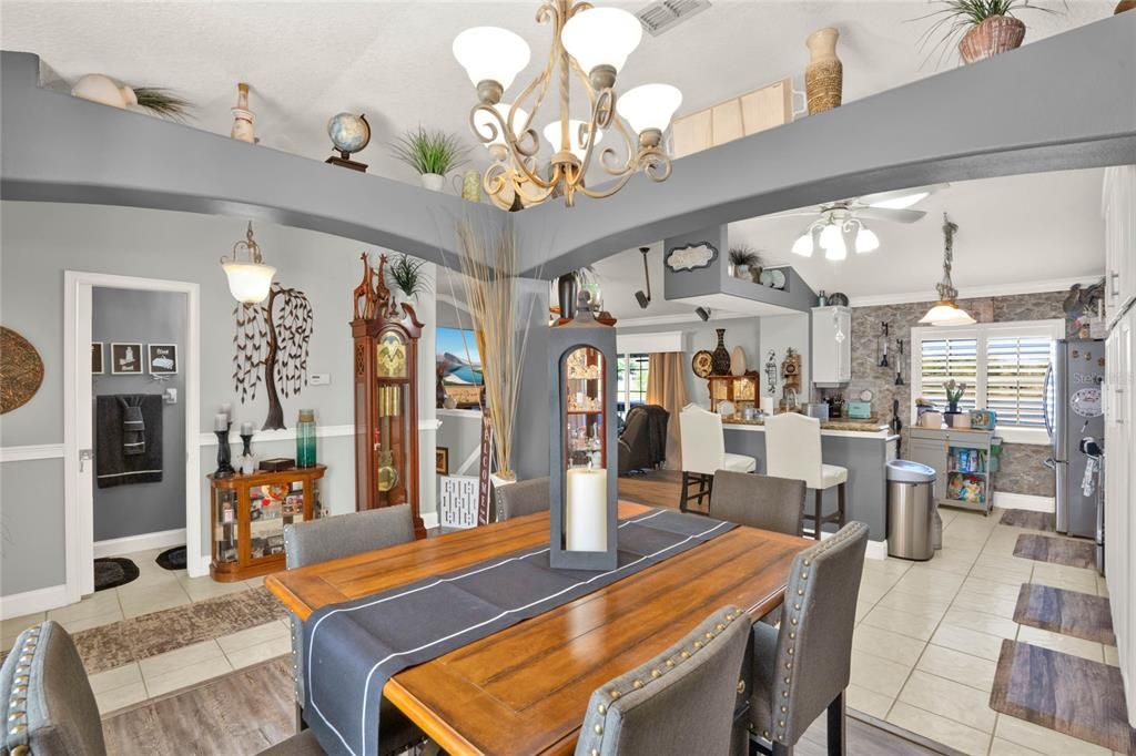 For Sale: $595,900 (4 beds, 2 baths, 2122 Square Feet)