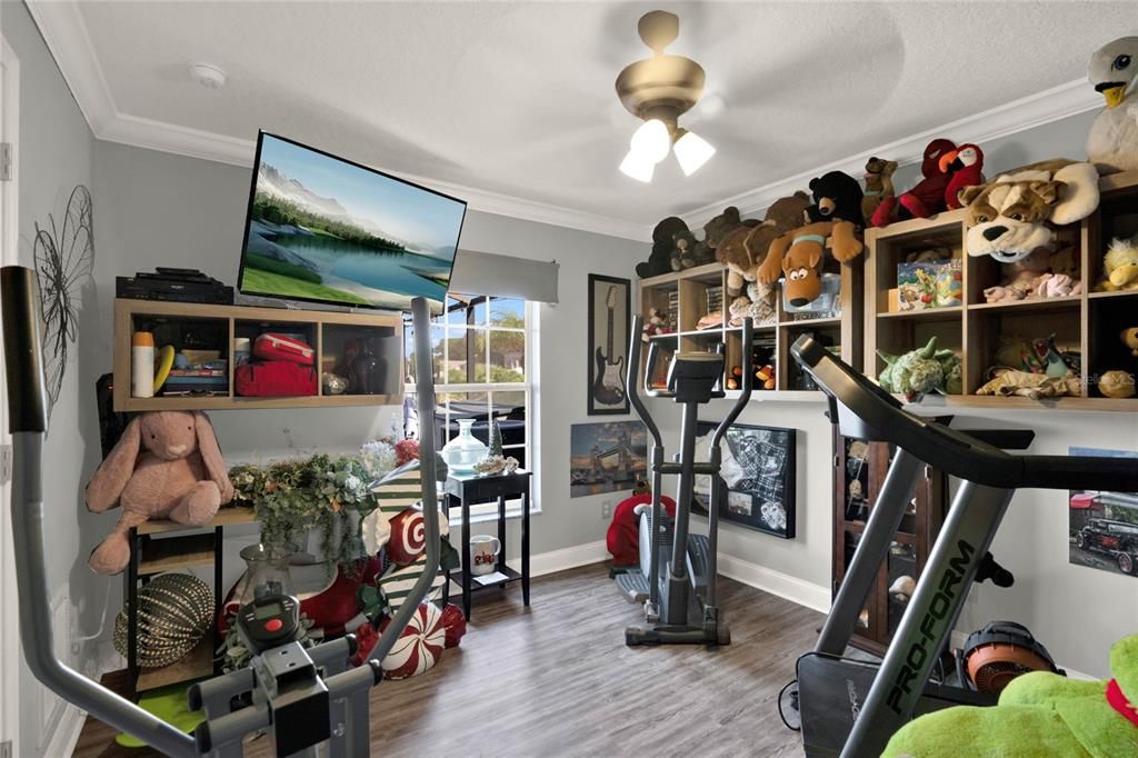 For Sale: $595,900 (4 beds, 2 baths, 2122 Square Feet)