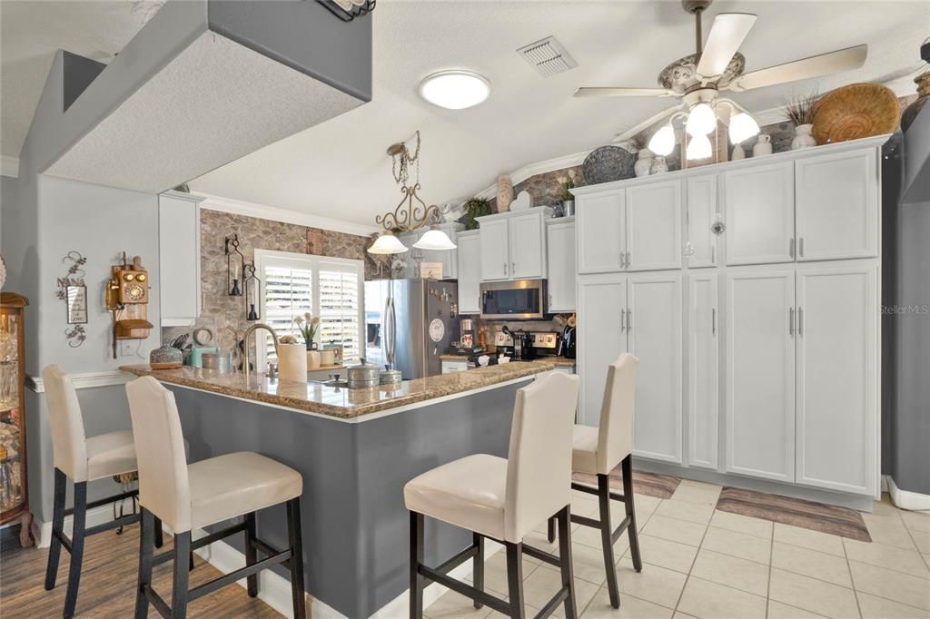 For Sale: $595,900 (4 beds, 2 baths, 2122 Square Feet)