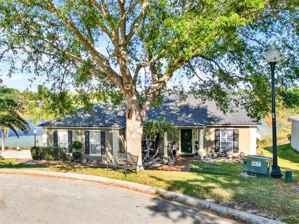 For Sale: $595,900 (4 beds, 2 baths, 2122 Square Feet)