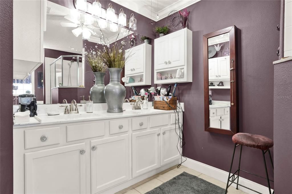 For Sale: $595,900 (4 beds, 2 baths, 2122 Square Feet)