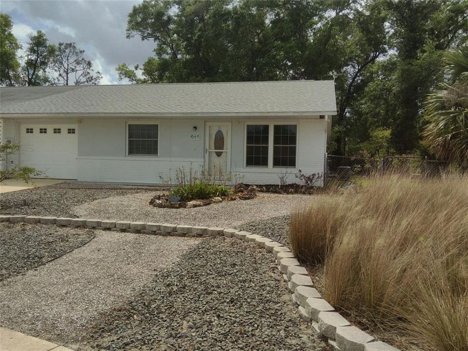 Recently Sold: $220,000 (2 beds, 2 baths, 1284 Square Feet)