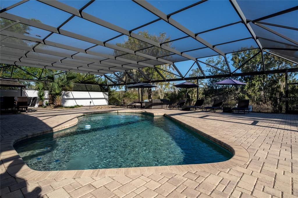 Active With Contract: $649,900 (5 beds, 2 baths, 2956 Square Feet)