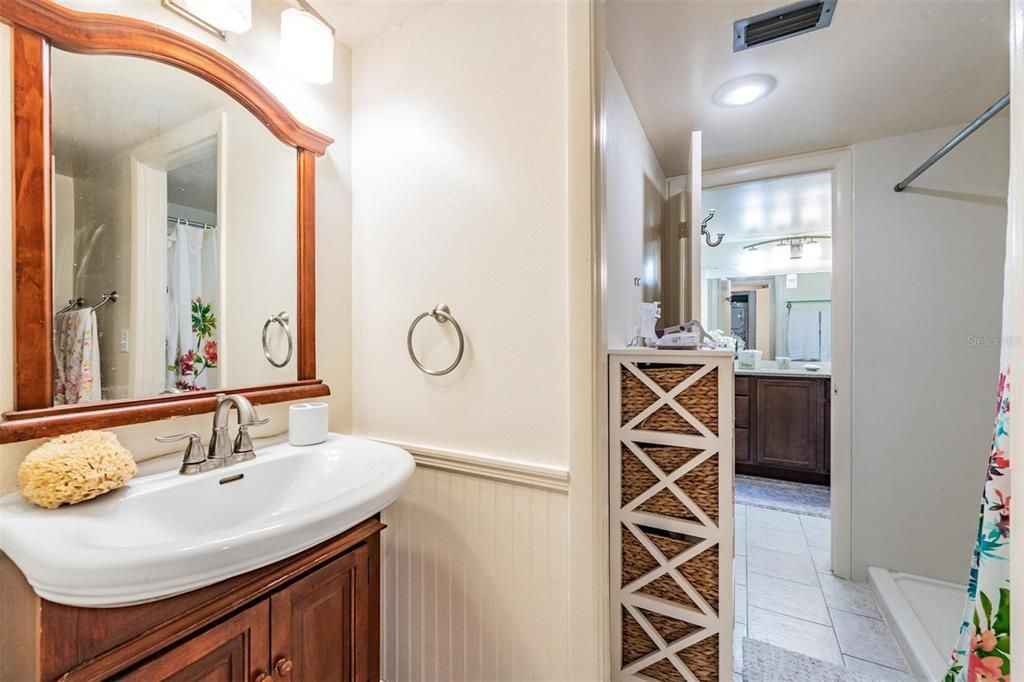 En Venta: $189,900 (2 camas, 2 baños, 1100 Pies cuadrados)