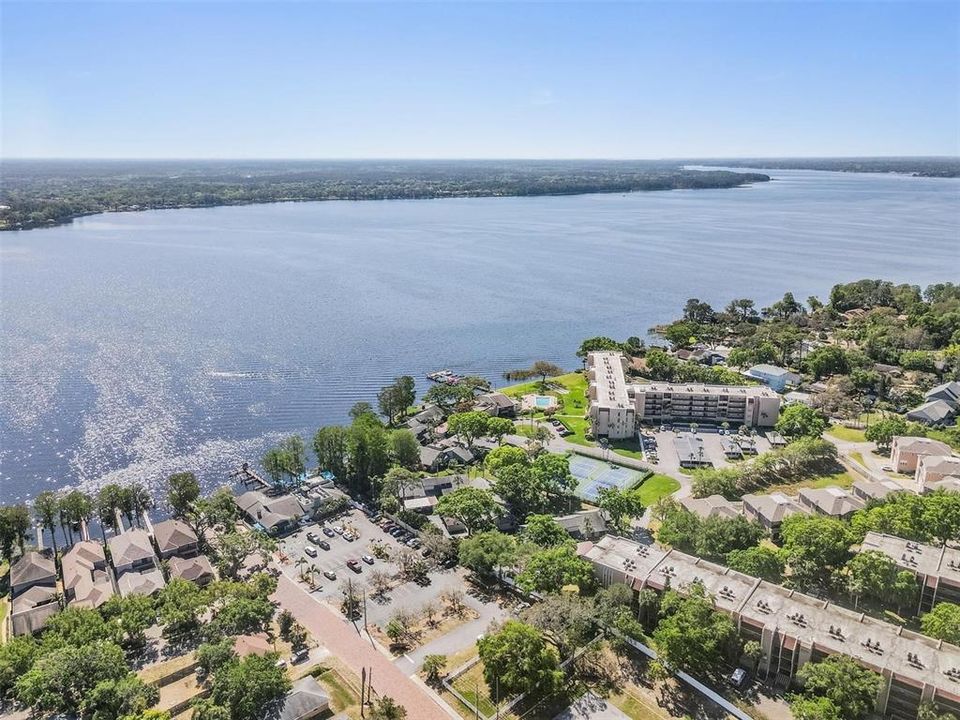 En Venta: $189,900 (2 camas, 2 baños, 1100 Pies cuadrados)