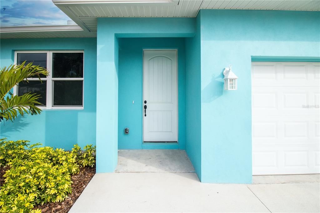 For Sale: $537,000 (3 beds, 2 baths, 1701 Square Feet)