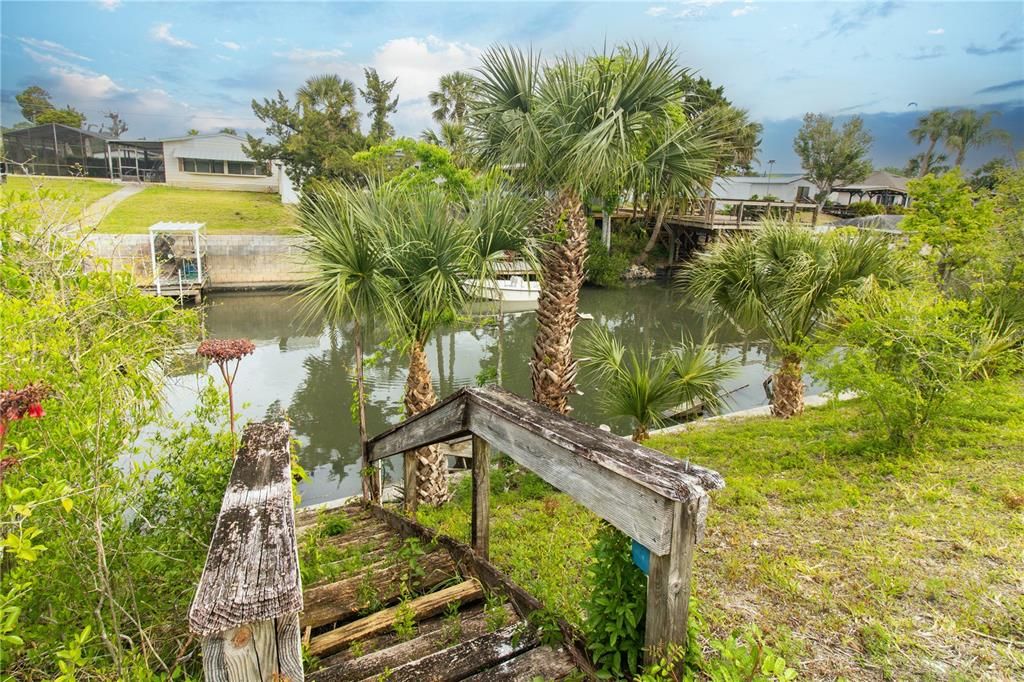 For Sale: $537,000 (3 beds, 2 baths, 1701 Square Feet)