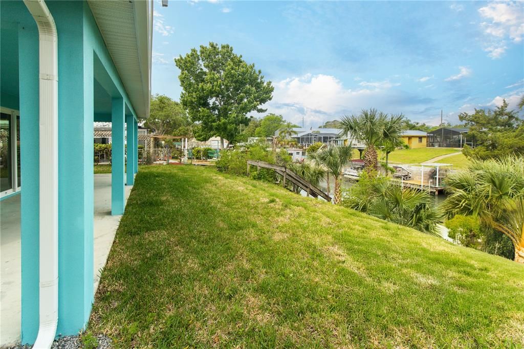 For Sale: $537,000 (3 beds, 2 baths, 1701 Square Feet)