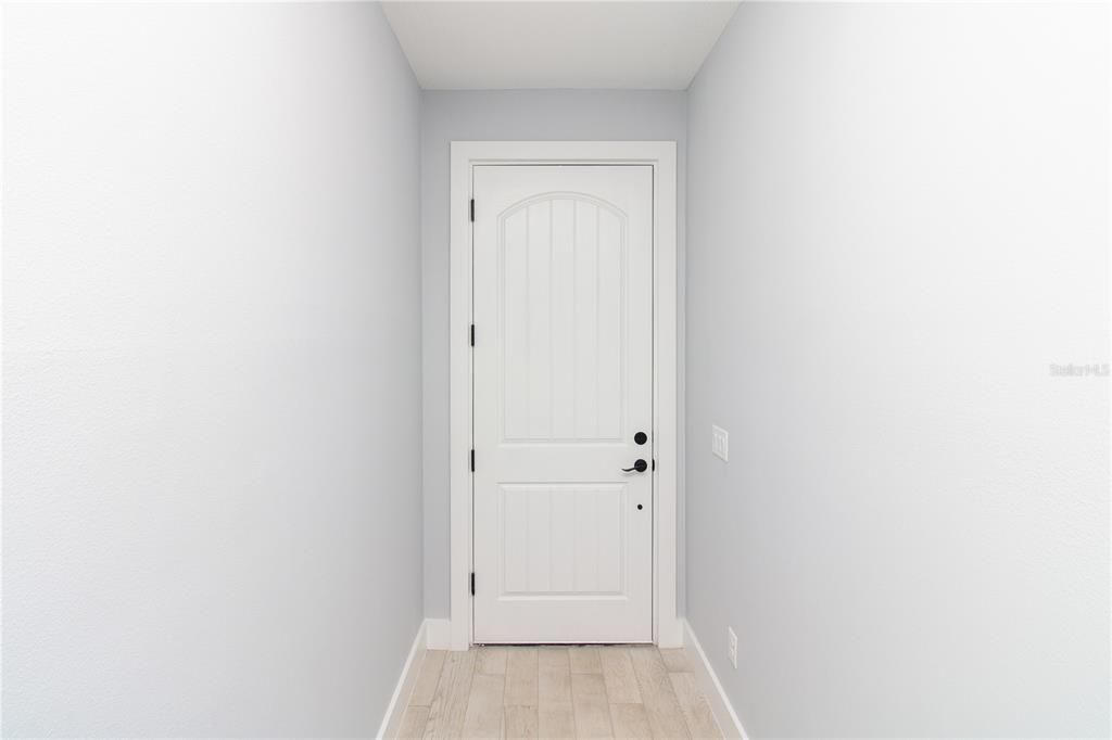 For Sale: $537,000 (3 beds, 2 baths, 1701 Square Feet)