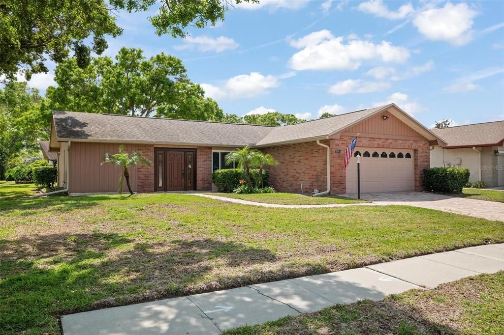 Recently Sold: $414,500 (2 beds, 2 baths, 1662 Square Feet)