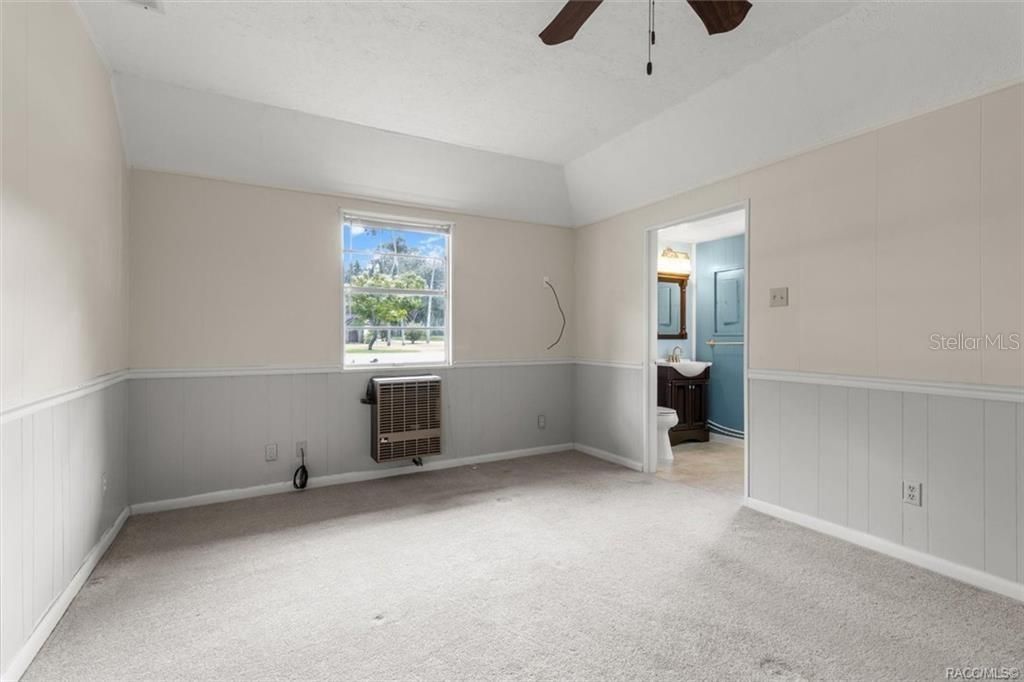 待售: $189,900 (2 贝兹, 2 浴室, 1160 平方英尺)