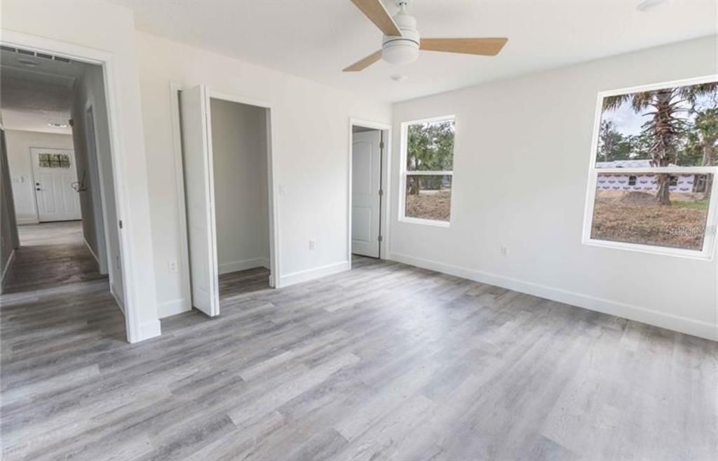 En Venta: $227,000 (3 camas, 2 baños, 1068 Pies cuadrados)