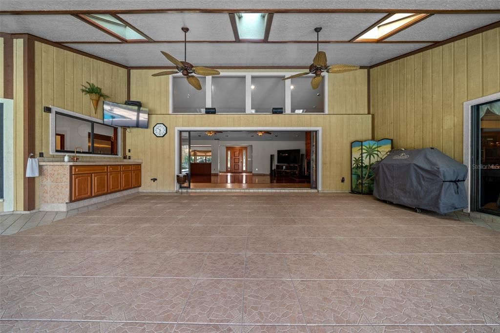 For Sale: $1,250,000 (4 beds, 3 baths, 4277 Square Feet)