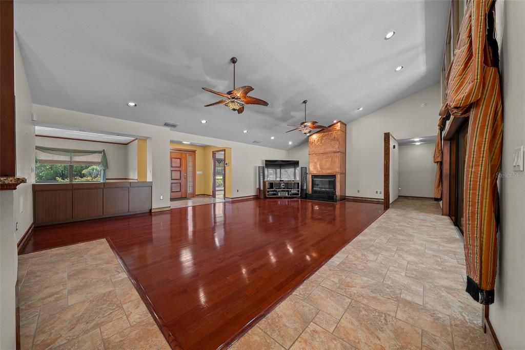 For Sale: $1,250,000 (4 beds, 3 baths, 4277 Square Feet)