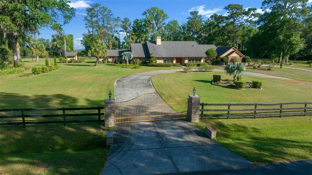 For Sale: $1,250,000 (4 beds, 3 baths, 4277 Square Feet)