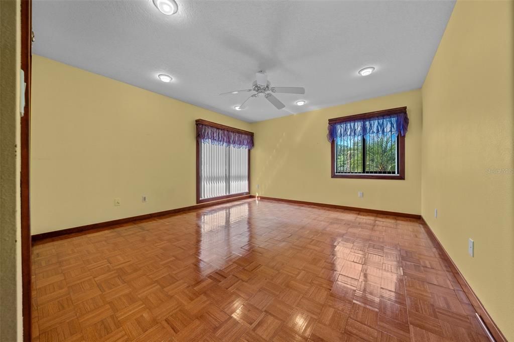 For Sale: $1,250,000 (4 beds, 3 baths, 4277 Square Feet)