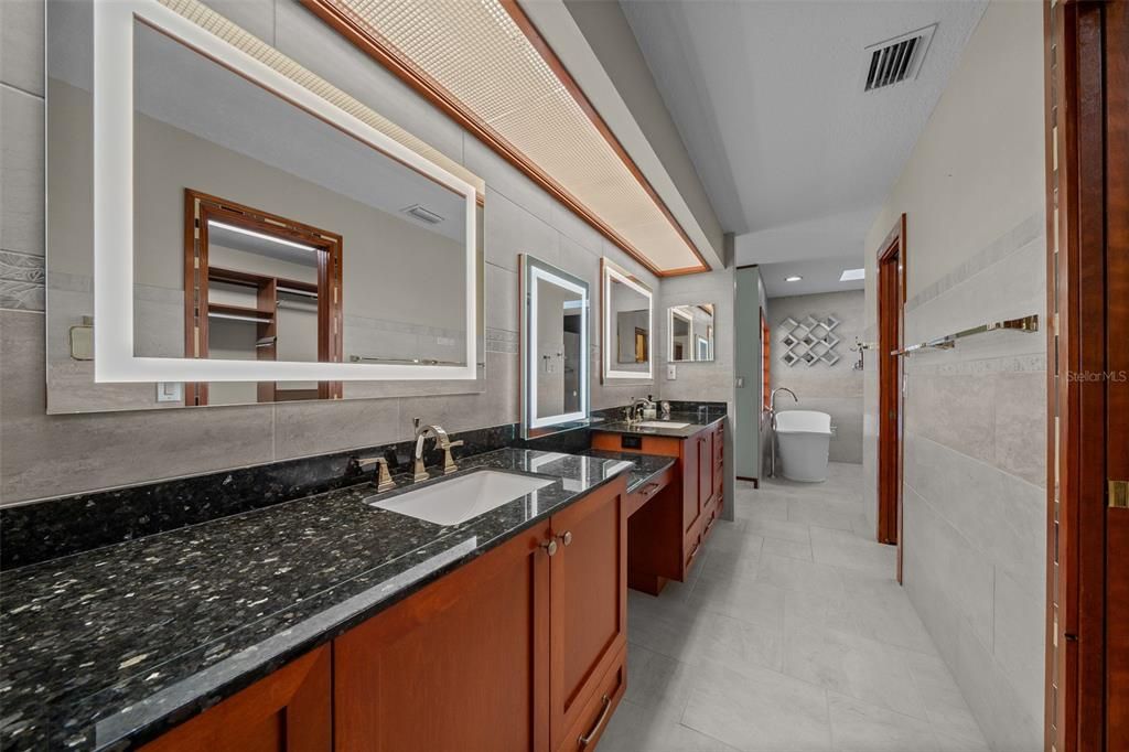 For Sale: $1,250,000 (4 beds, 3 baths, 4277 Square Feet)