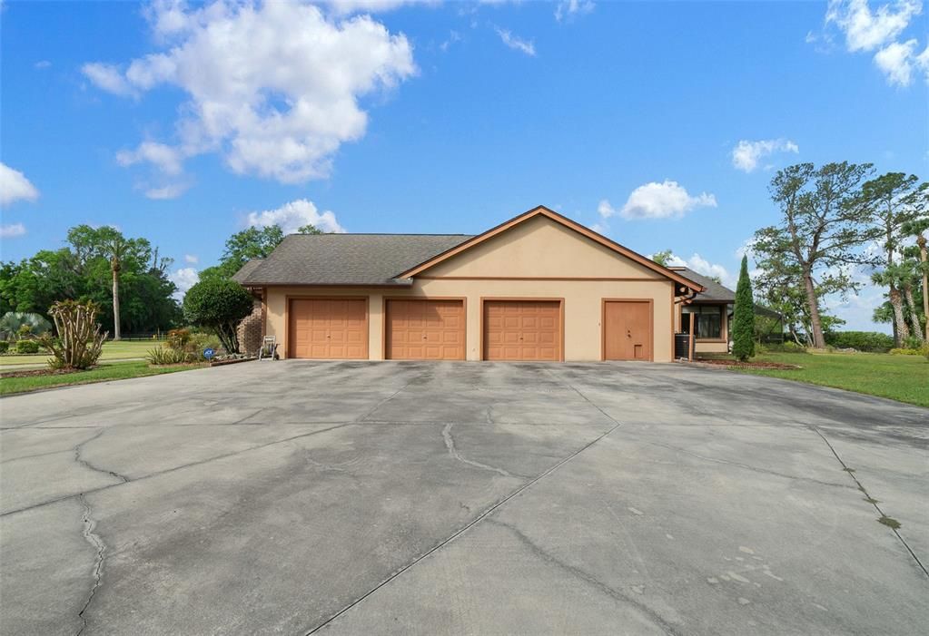 For Sale: $1,250,000 (4 beds, 3 baths, 4277 Square Feet)