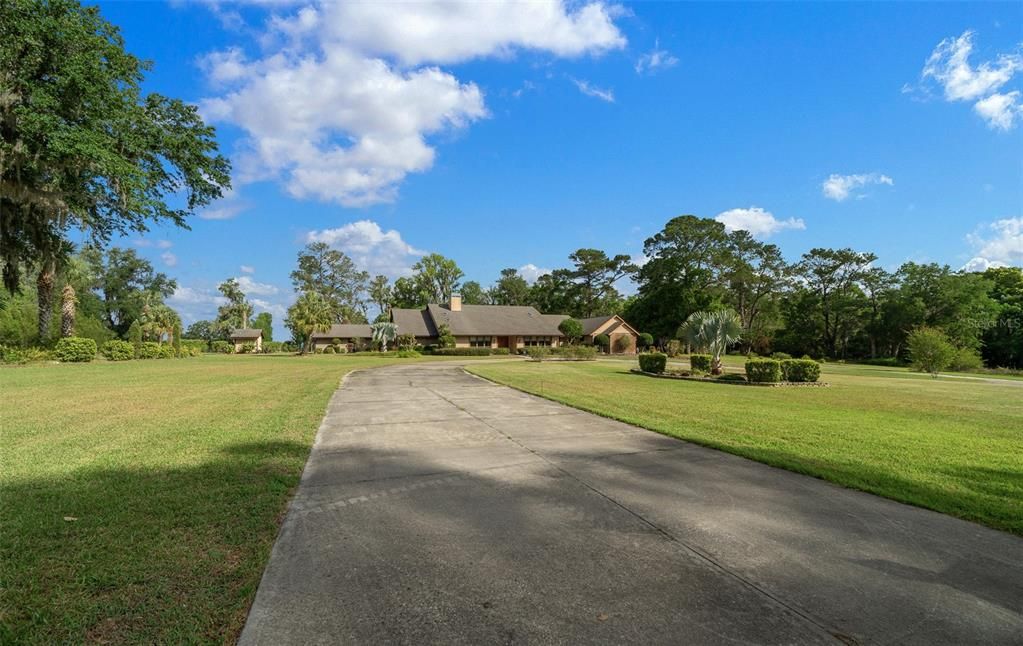 For Sale: $1,250,000 (4 beds, 3 baths, 4277 Square Feet)