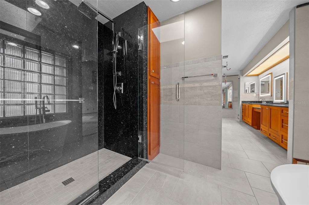 For Sale: $1,250,000 (4 beds, 3 baths, 4277 Square Feet)