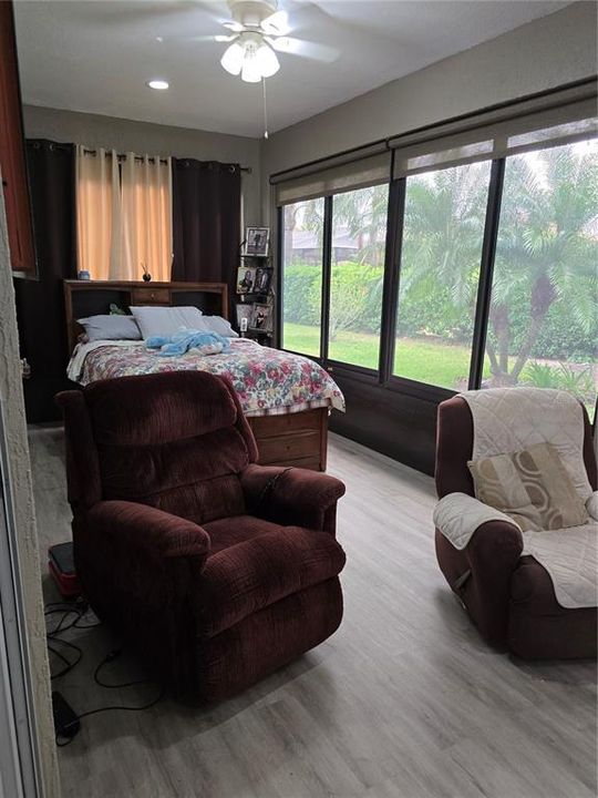 На продажу: $300,000 (2 спален, 2 ванн, 1530 Квадратных фут)