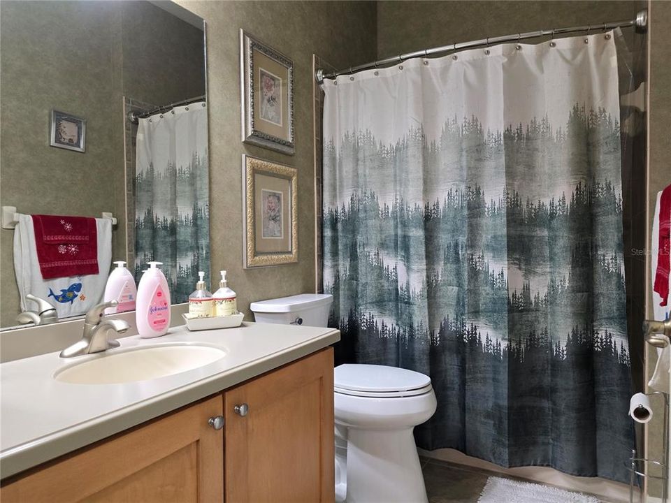 На продажу: $300,000 (2 спален, 2 ванн, 1530 Квадратных фут)