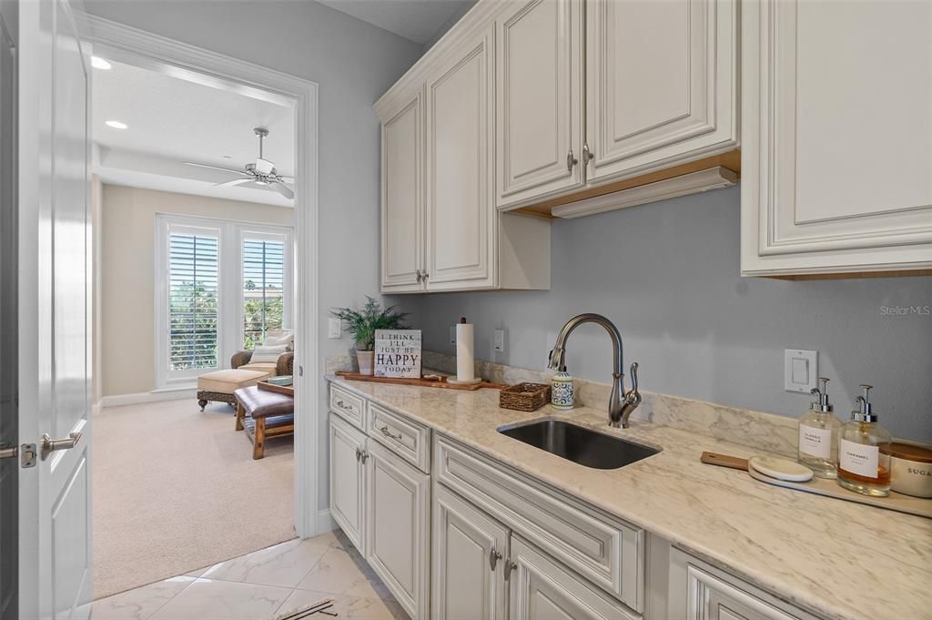 For Sale: $4,900,000 (10 beds, 8 baths, 8163 Square Feet)