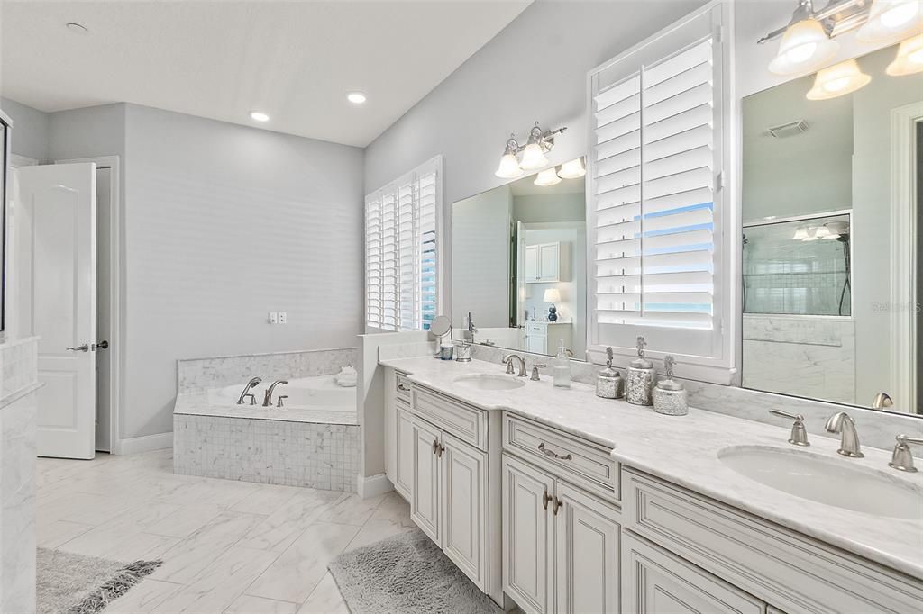 For Sale: $4,900,000 (10 beds, 8 baths, 8163 Square Feet)