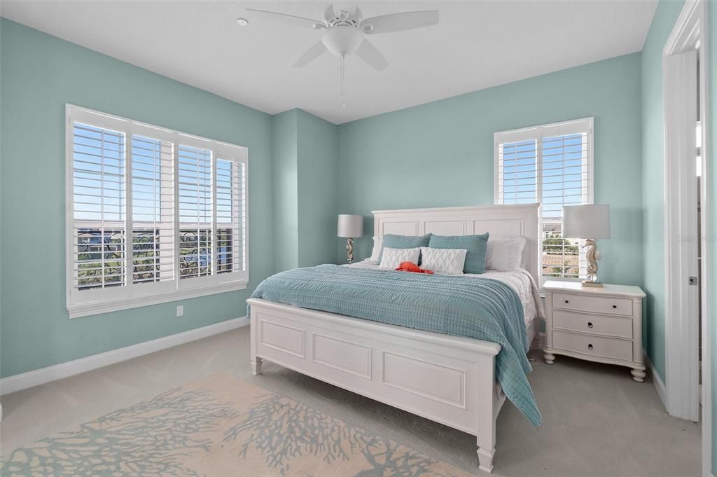 For Sale: $4,900,000 (10 beds, 8 baths, 8163 Square Feet)