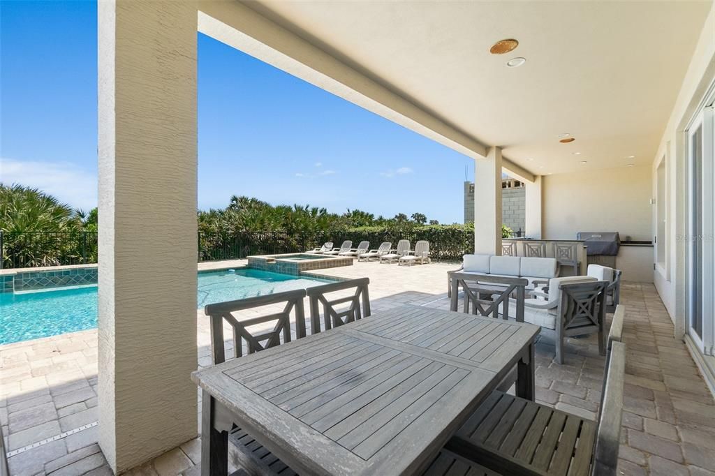 For Sale: $4,900,000 (10 beds, 8 baths, 8163 Square Feet)