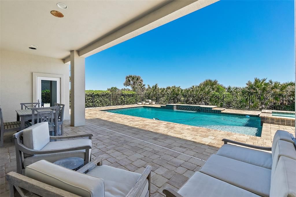 For Sale: $4,900,000 (10 beds, 8 baths, 8163 Square Feet)