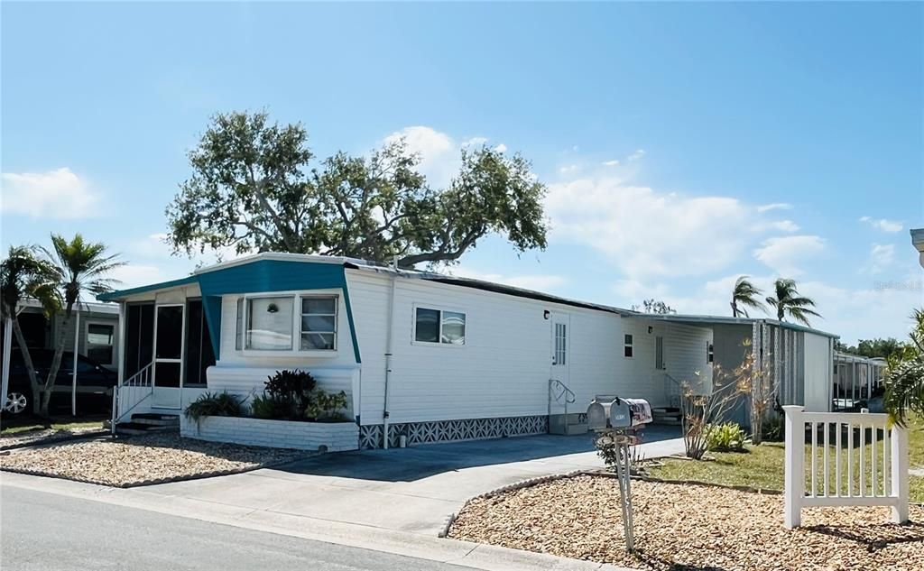 Active With Contract: $110,000 (2 beds, 1 baths, 672 Square Feet)