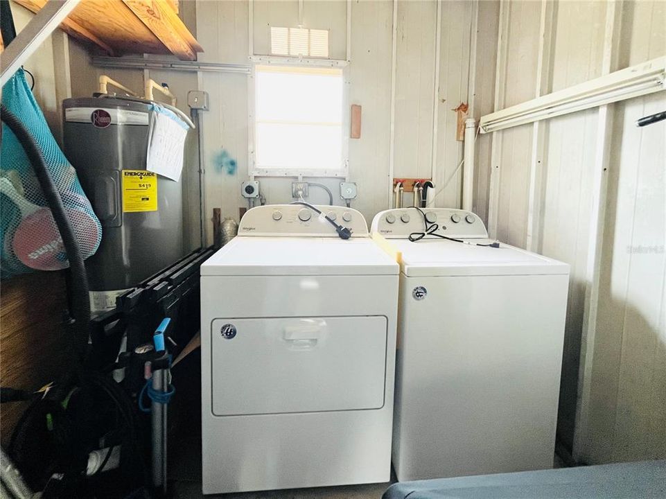 Active With Contract: $110,000 (2 beds, 1 baths, 672 Square Feet)