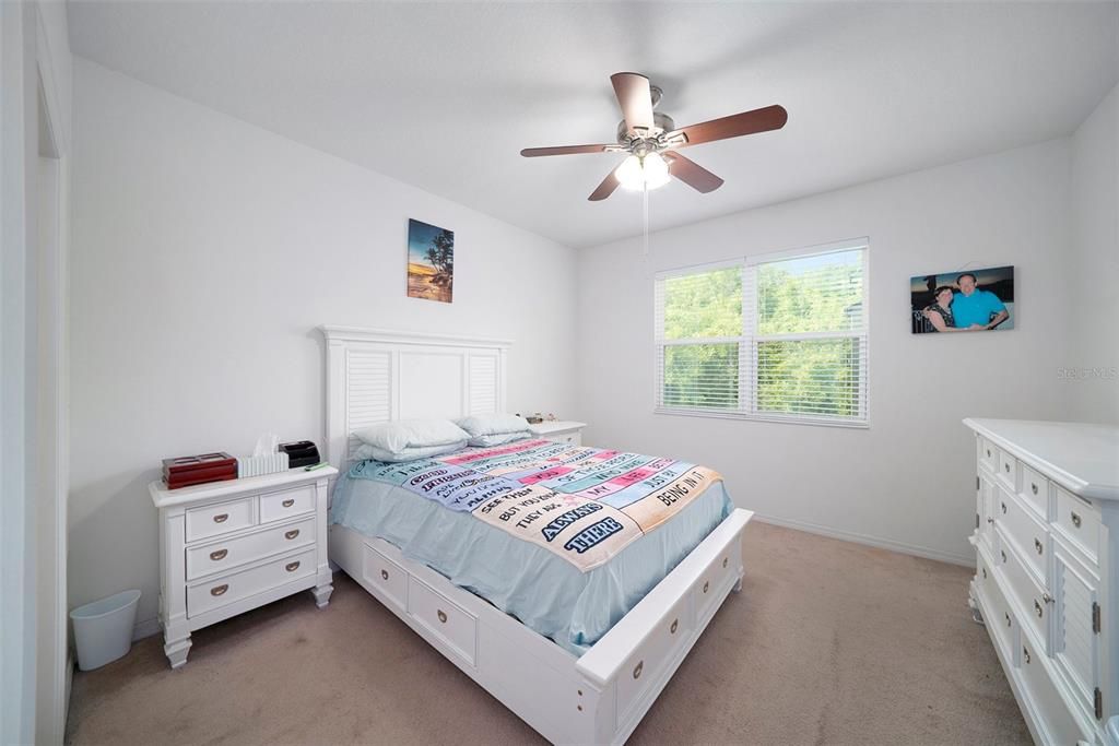 For Sale: $319,000 (3 beds, 2 baths, 1465 Square Feet)