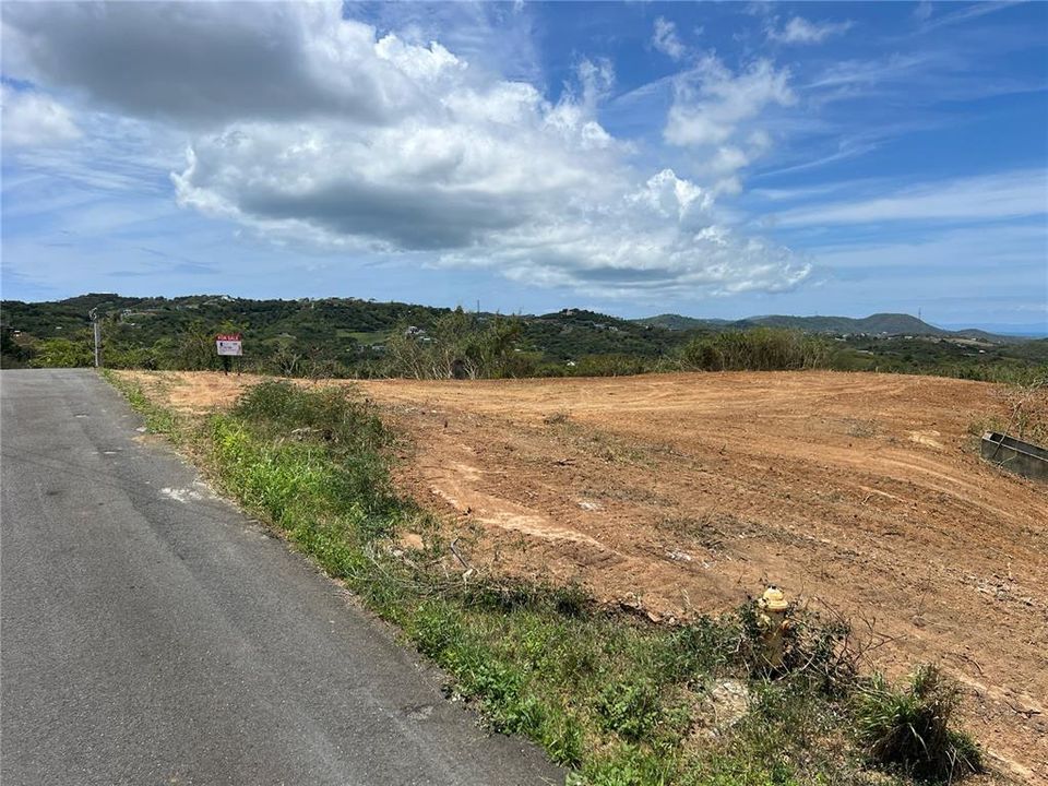 For Sale: $274,999 (0.95 acres)