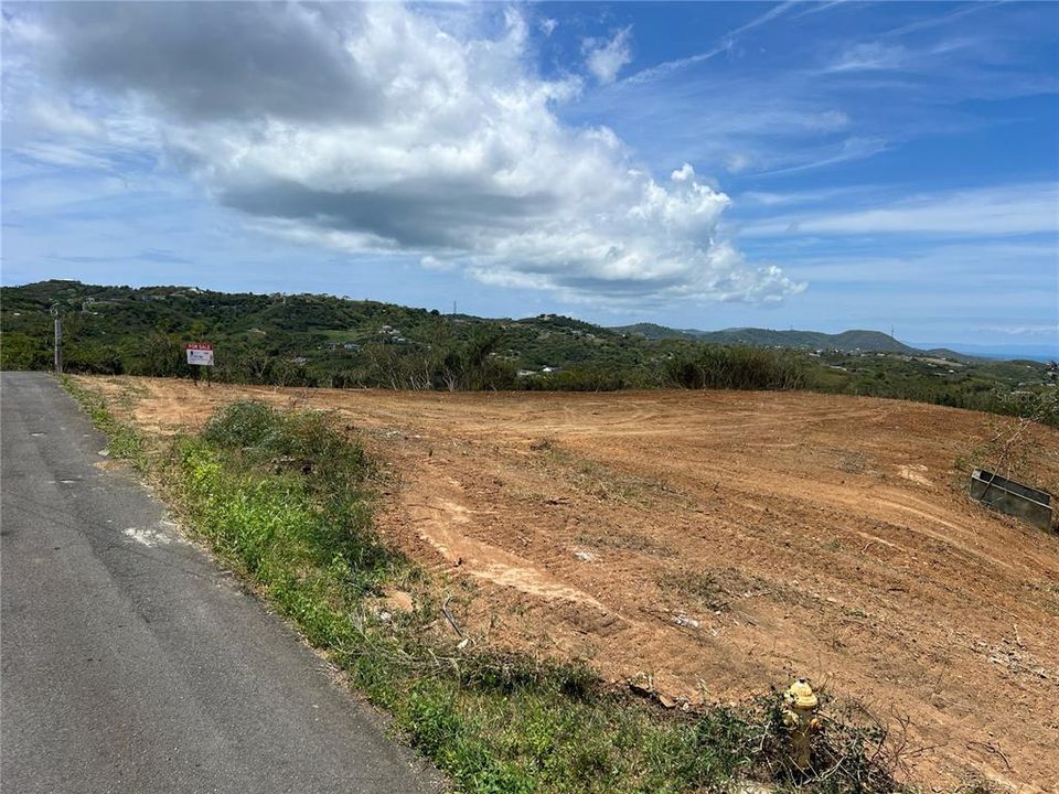 For Sale: $274,999 (0.95 acres)