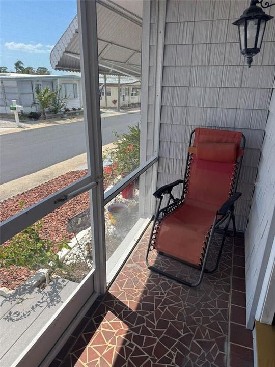 На продажу: $180,000 (2 спален, 2 ванн, 936 Квадратных фут)