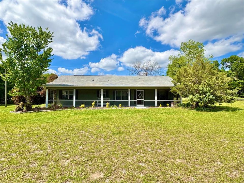 Recently Sold: $399,000 (3 beds, 2 baths, 1568 Square Feet)
