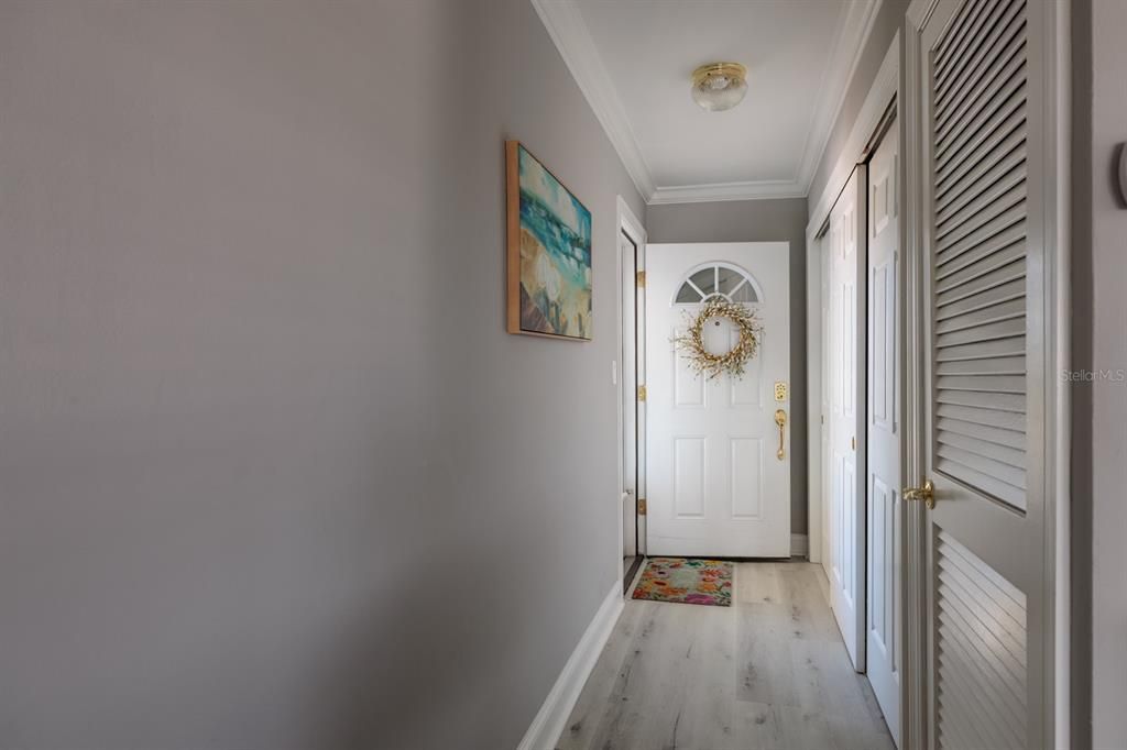 For Sale: $399,000 (2 beds, 2 baths, 1425 Square Feet)