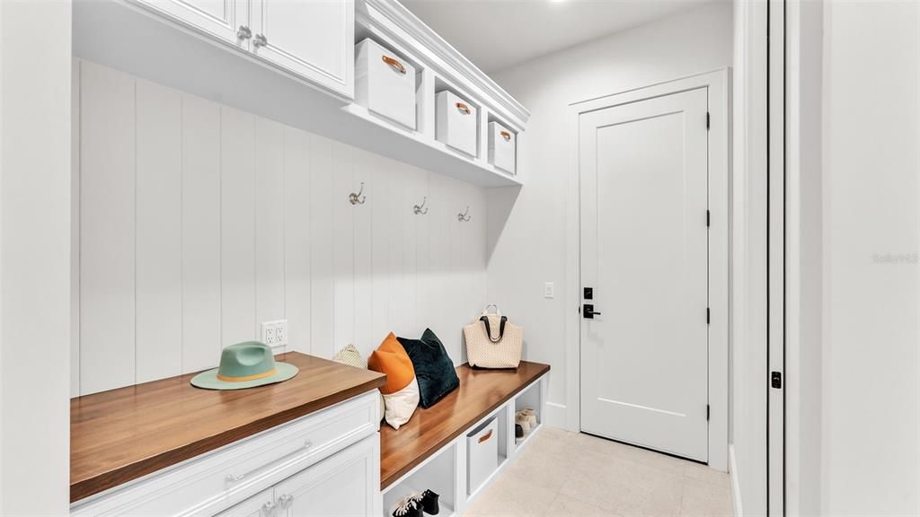 待售: $1,700,000 (5 贝兹, 4 浴室, 3557 平方英尺)