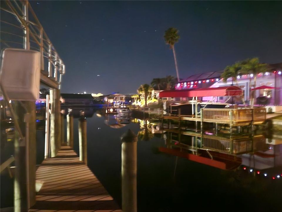 待售: $980,000 (4 贝兹, 4 浴室, 2647 平方英尺)